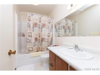 Photo 9: 3141 Blackwood St in VICTORIA: Vi Mayfair House for sale (Victoria)  : MLS®# 734623