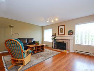 Photo 2: 6756 Central Saanich Rd in VICTORIA: CS Keating House for sale (Central Saanich)  : MLS®# 762289