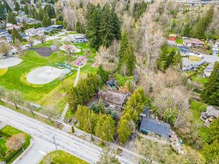Photo 9: 7691 GOVERNMENT Road in Burnaby: Government Road House for sale in "GOVERNMENT ROAD AREA" (Burnaby North)  : MLS®# R2813612