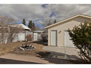 Photo 24: 724 LYSANDER Drive SE in Calgary: Lynnwood_Riverglen House for sale : MLS®# C3656384