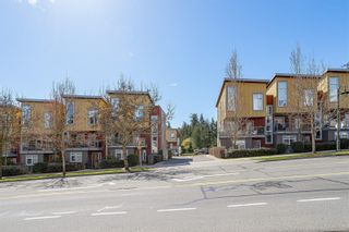 Photo 2: 7 235 Island Hwy in View Royal: VR View Royal Row/Townhouse for sale : MLS®# 960098