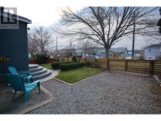 Photo 9: 416 TENNIS Street in Penticton: House for sale : MLS®# 10300821