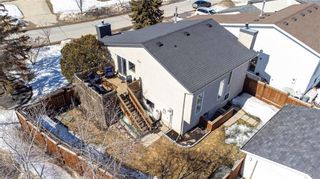 Photo 33: 241 Point West Drive in Winnipeg: Richmond West Residential for sale (1S)  : MLS®# 202206847