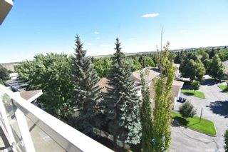 Photo 36: 403 227 Pinehouse Drive in Saskatoon: Lawson Heights Residential for sale : MLS®# SK915375