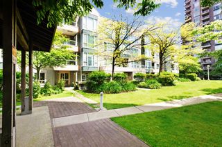 Photo 19: 107 3488 VANNESS Avenue in Vancouver: Collingwood VE Condo for sale in "ALEXANDER COURT" (Vancouver East)  : MLS®# R2700277