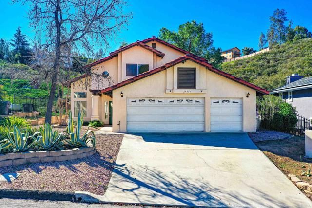 Main Photo: House for sale : 4 bedrooms : 24527 Novato Place in Ramona