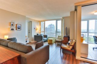 Photo 5: 705 1338 HOMER Street in Vancouver: Yaletown Condo for sale in "GOVERNOR'S VILLA" (Vancouver West)  : MLS®# R2052105