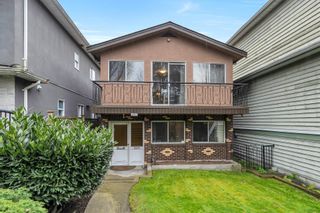 Photo 2: 1558 E 2ND Avenue in Vancouver: Grandview Woodland House for sale (Vancouver East)  : MLS®# R2866556
