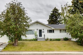 Photo 2: 4519 19 Avenue SW in Calgary: Glendale Detached for sale : MLS®# A1240850