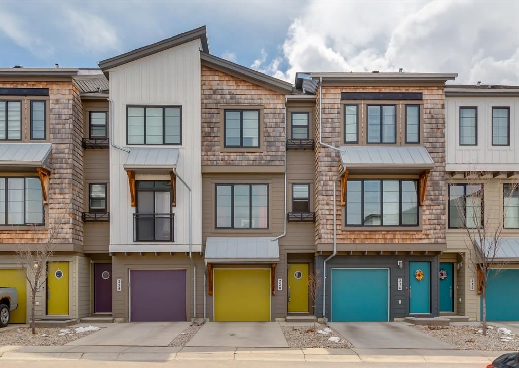 Main Photo: 220 Walden Circle SE in Calgary: Walden Row/Townhouse for sale : MLS®# A1214330