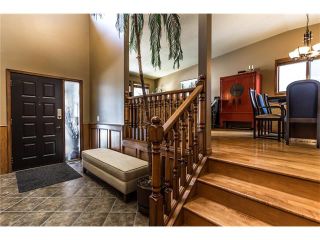 Photo 3: 119 WOODFERN Place SW in Calgary: Woodbine House for sale : MLS®# C4101759
