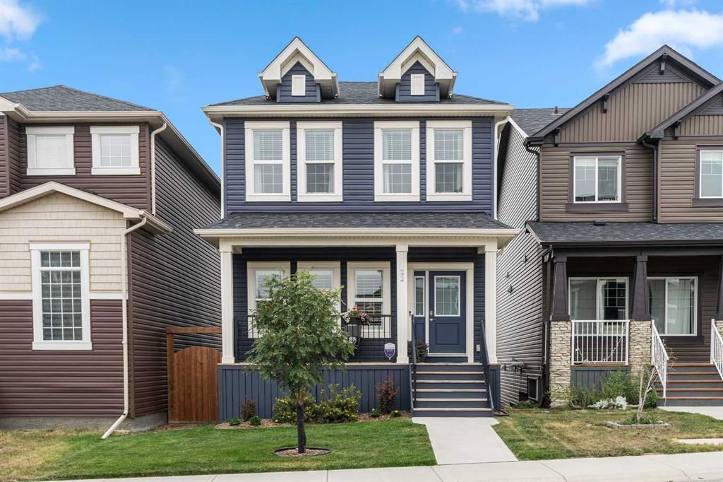Main Photo: 22 Evanscrest Heights NW in Calgary: Evanston Detached for sale : MLS®# A2075282