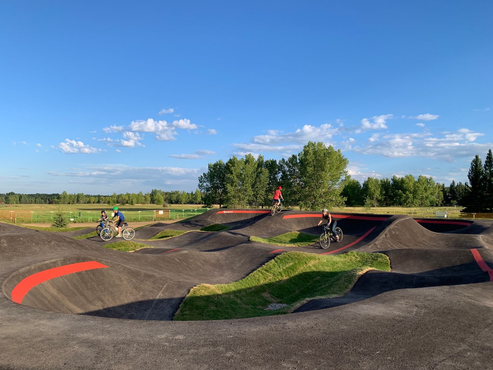 Inglewood Pump Track in Calgary formally opened: New Playground for Cyclists