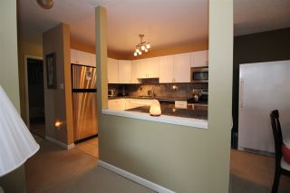 Photo 15: 325 12170 222 Street in Maple Ridge: West Central Condo for sale in "WILDWOOD TERRACE" : MLS®# R2353429