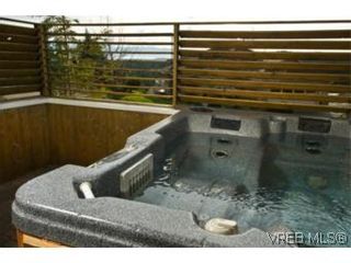Photo 10: 3556 Sun Hills in VICTORIA: La Walfred House for sale (Langford)  : MLS®# 527139