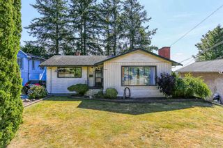 Photo 2: 1232 PARKER Street: White Rock House for sale (South Surrey White Rock)  : MLS®# R2384020