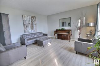 Photo 3: 7210 2 Street in Edmonton: Z-33 House for sale : MLS®# E4365277