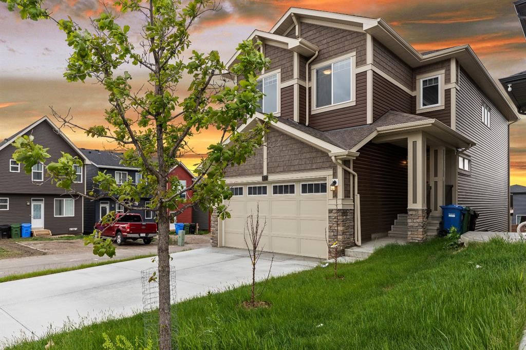 Main Photo: 87 Lucas Crescent NW in Calgary: Livingston Detached for sale : MLS®# A1230590
