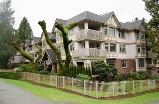 Main Photo: 511 2059 CHESTERFIELD AVENUE in North Vancouver: Central Lonsdale Condo for sale