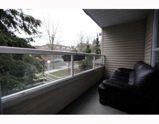 Photo 9: 206 5667 SMITH Avenue in Burnaby: Central Park BS Condo for sale in "COTTONWOOD SOUTH" (Burnaby South)  : MLS®# V812999