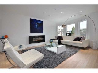 Photo 2: 1560 COMOX Street in Vancouver: West End VW Townhouse for sale in "C & C" (Vancouver West)  : MLS®# V931031