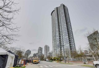 Photo 4: 3803 1033 MARINASIDE CRESCENT in Vancouver: Yaletown Condo for sale (Vancouver West)  : MLS®# R2257056