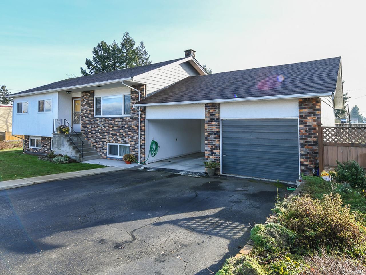Main Photo: 540 17th St in COURTENAY: CV Courtenay City House for sale (Comox Valley)  : MLS®# 829463