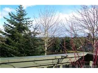 Photo 7: 3319 Haida Dr in VICTORIA: Co Triangle House for sale (Colwood)  : MLS®# 329598