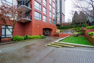 Photo 2: 1005 813 AGNES Street in New Westminster: Downtown NW Condo for sale in "NEWS" : MLS®# R2526591