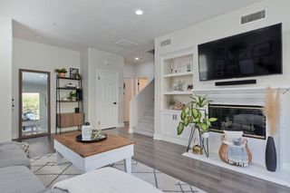 Photo 5: MISSION VALLEY Townhouse for sale : 2 bedrooms : 2714 Bellezza Dr in San Diego