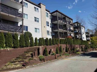 Photo 2: 306 10698 151A Street in Surrey: Guildford Condo for sale in "LINCOLN'S HILL" (North Surrey)  : MLS®# R2865641