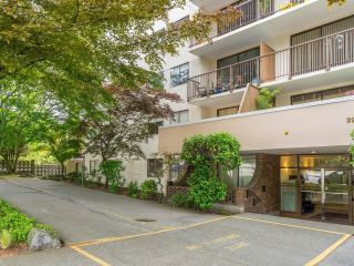 Photo 1: 1606 320 ROYAL Avenue in New Westminster: Downtown NW Condo for sale in "THE PEPPERTREE" : MLS®# R2847949