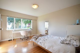 Photo 43: 480 GREENWAY AV in North Vancouver: Upper Delbrook House for sale : MLS®# V1003304