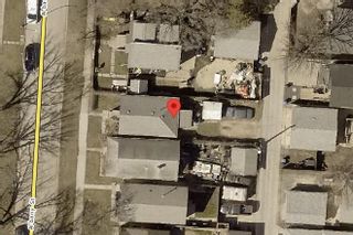 Photo 2: 365 Albany Street in Winnipeg: St James Residential for sale (5E)  : MLS®# 202228333