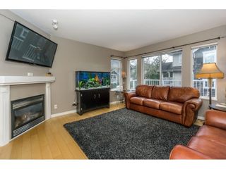 Photo 4: 6 20771 DUNCAN Way in Langley: Langley City Townhouse for sale in "Wyndham Lane" : MLS®# R2236619