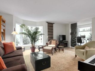 Photo 1: A601 431 PACIFIC STREET in Vancouver: Yaletown Condo for sale (Vancouver West)  : MLS®# R2435432