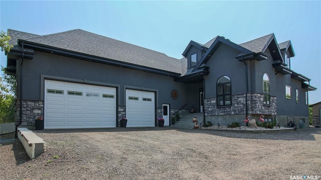 Main Photo: 799 1st Avenue in Pilot Butte: Residential for sale : MLS®# SK938611
