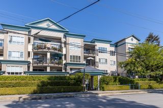 Photo 1: 113 20727 DOUGLAS Crescent in Langley: Langley City Condo for sale : MLS®# R2727091