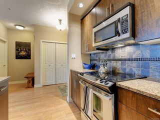 Photo 10: 520 623 Treanor Ave in Langford: La Thetis Heights Condo for sale : MLS®# 922098