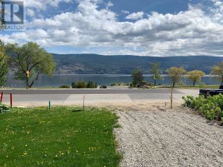Main Photo: 15204 LAKESHORE Drive in Summerland: Vacant Land for sale : MLS®# 10312977