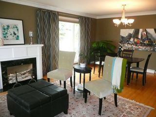 Photo 3: 2466 Assiniboine Crescent in : Silver Heights Single Family Detached for sale