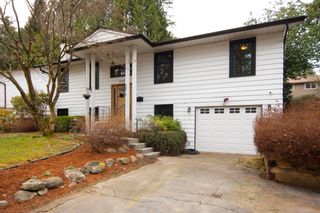 Photo 2: 1632 CONNAUGHT Drive in Port Coquitlam: Lower Mary Hill House for sale : MLS®# R2351496