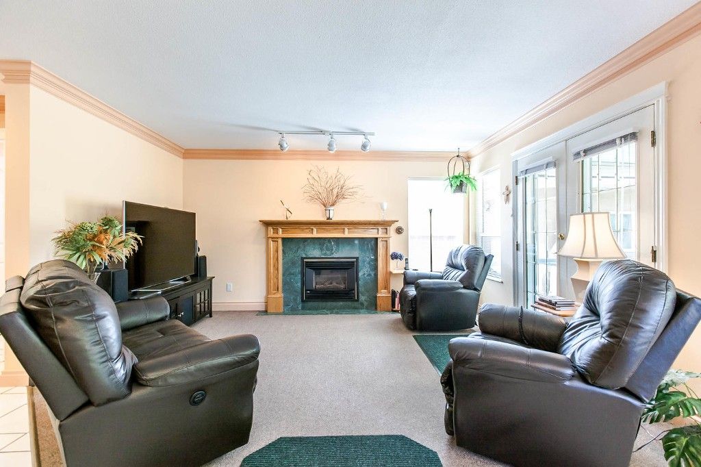 Photo 24: Photos: 21709 44 Avenue in Langley: Murrayville House for sale : MLS®# R2100635
