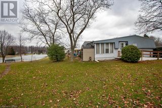 Photo 22: 413 SHANNON Boulevard in Grand Bend: House for sale : MLS®# 40517185