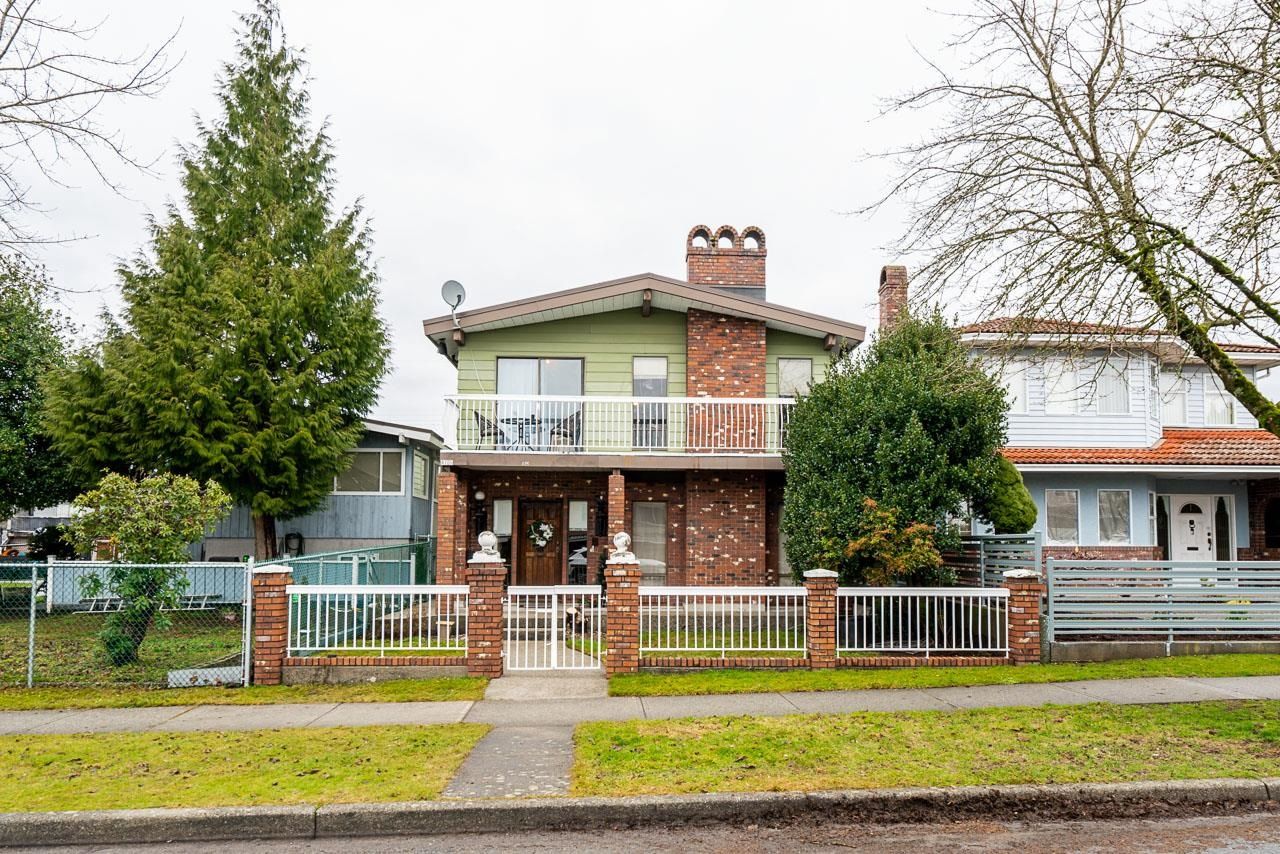 Main Photo: 4705 UNION Street in Burnaby: Capitol Hill BN House for sale (Burnaby North)  : MLS®# R2645194