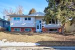 Main Photo: 4820 49 Avenue NW in Calgary: Varsity Detached for sale : MLS®# A2115088