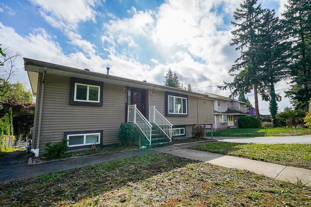 Main Photo: 1724 AUSTIN AVENUE in Coquitlam: Central Coquitlam House for sale : MLS®# R2621399
