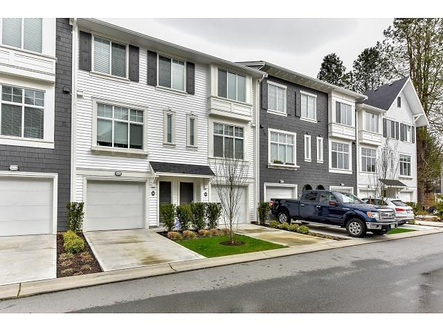 Main Photo: 29 18681 68 Avenue in Surrey: Clayton Townhouse for sale in "Creekside" (Cloverdale)  : MLS®# R2043550