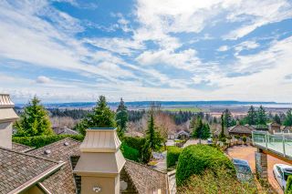 Photo 2: 13427 55A Avenue in Surrey: Panorama Ridge House for sale : MLS®# R2600141