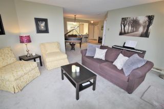 Photo 4: 1607 1135 QUAYSIDE Drive in New Westminster: Quay Condo for sale in "ANCHOR POINTE" : MLS®# R2115931